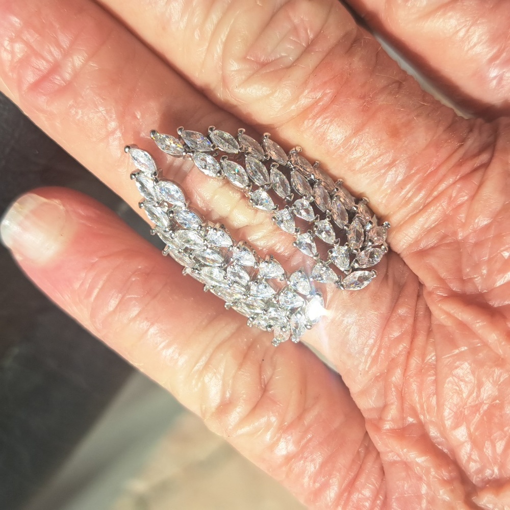 ANGEL WING RING - Picture 7 of 7